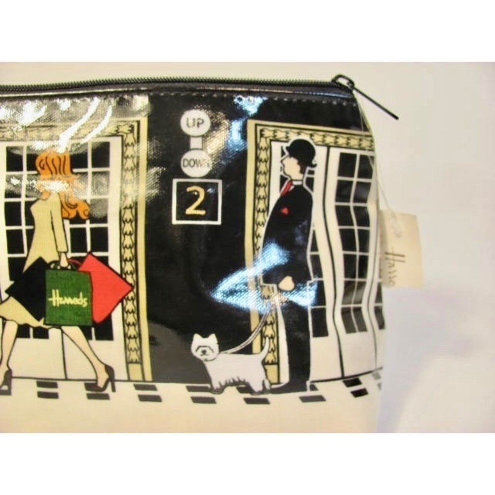Harrod's Makeup Bag NWT Retro Elevator Scene Laminated Cloth - Picture 3 of 7